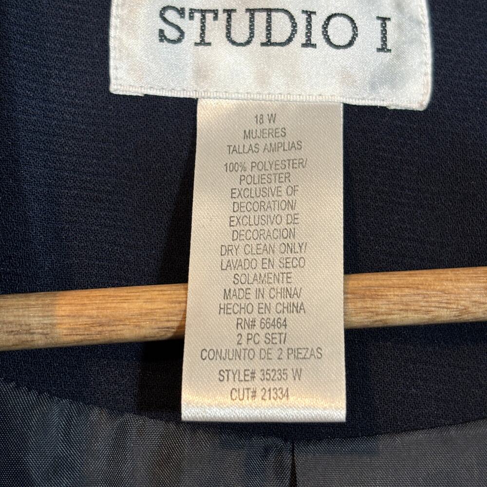 Studio I‎ Navy Satin Shawl Collar Blazer 18W Stretch Elegant Minimalist Layer - Picture 3 of 8